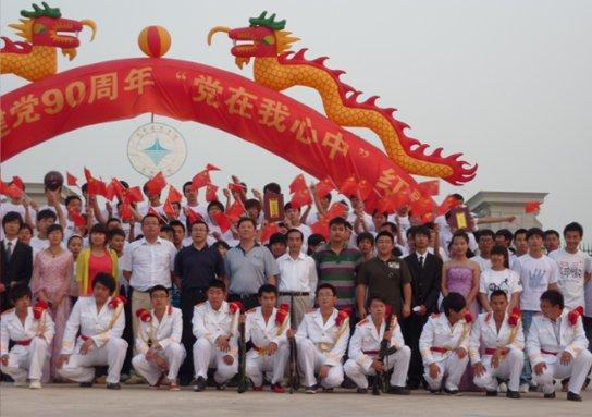 湖南农妇远赴千里，寻找失散十年的丈夫，林伯渠知晓后，急电延安